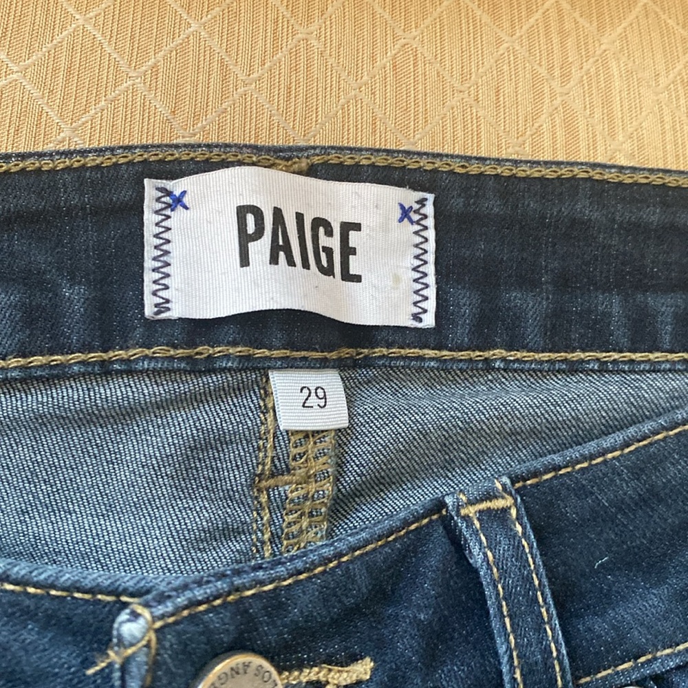 Paige shorts - Picture 2 of 3